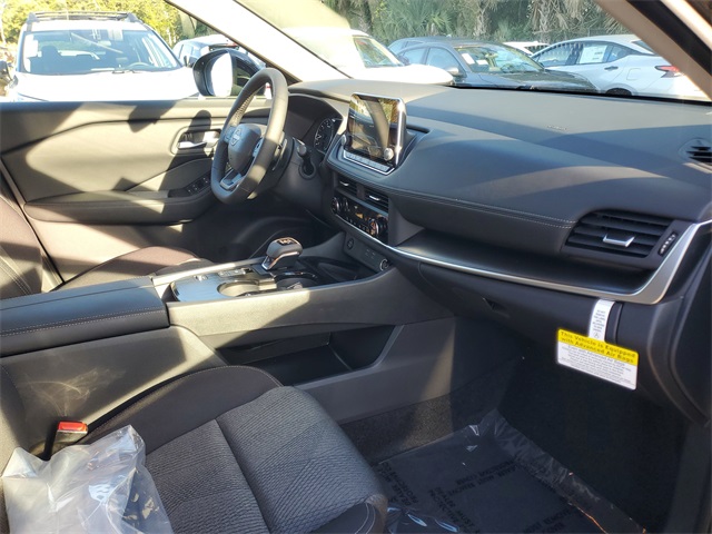2026 Nissan Rogue SV photo 26