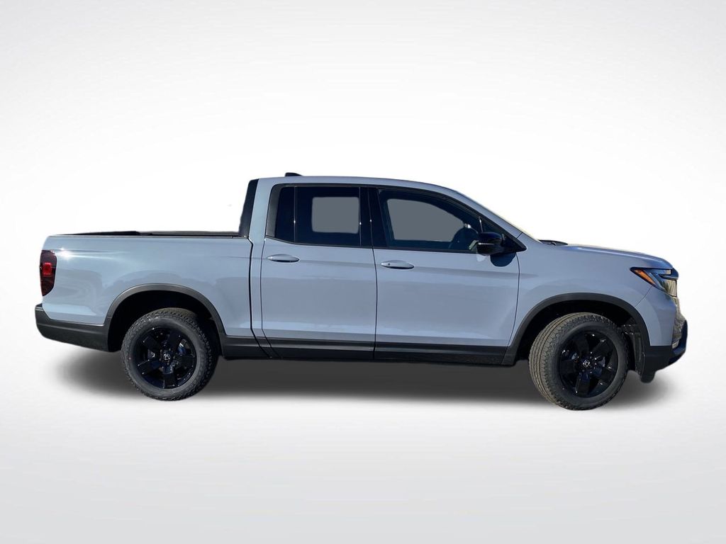 2026 Honda Ridgeline Black Edition photo 2