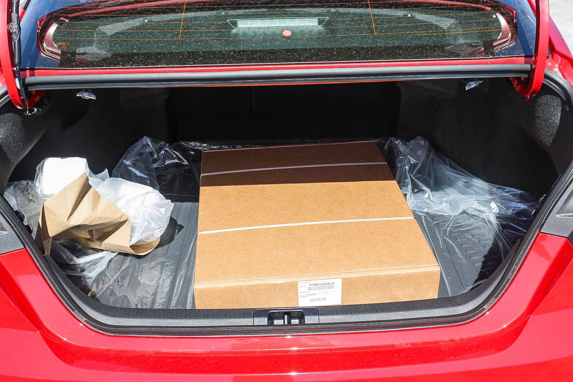 2025 Toyota Camry XSE photo 12
