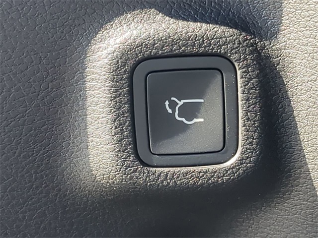 2025 Jeep Compass North Edition Latitude photo 12