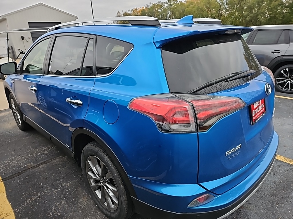2016 Toyota RAV4 Hybrid Limited photo 4
