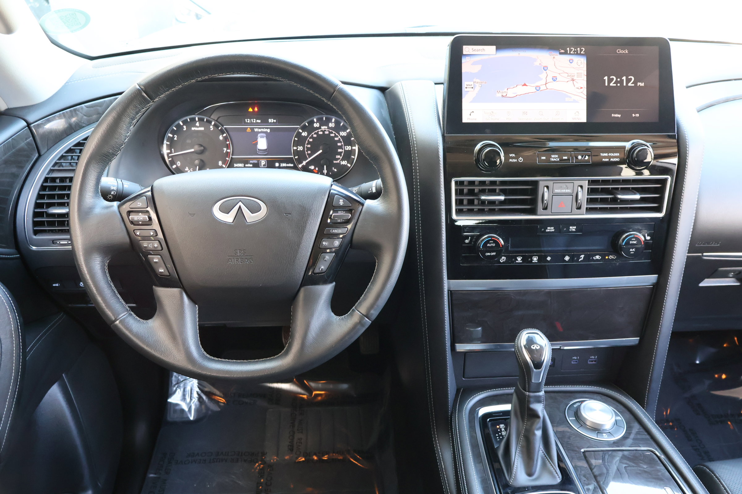 2024 Infiniti QX80 Luxe photo 18