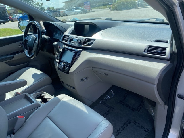 2015 Honda Odyssey EX-L photo 22
