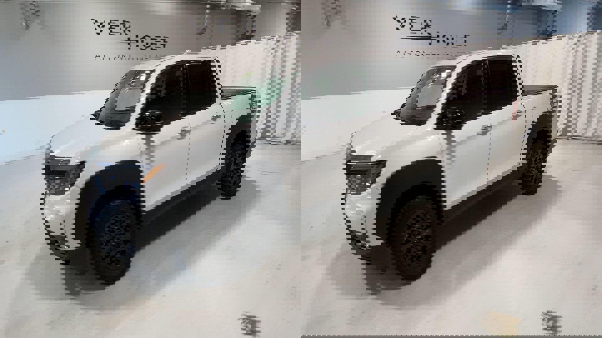 2023 Honda Ridgeline Black Edition photo 4
