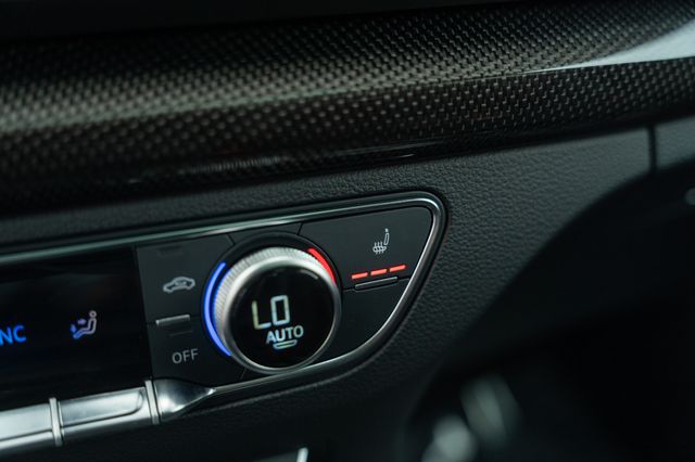 2024 Audi SQ5 Premium Plus photo 32