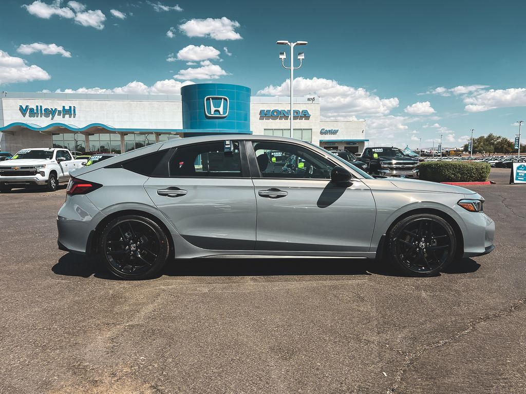 2026 Honda Civic Hatchback Touring Hybrid photo 2