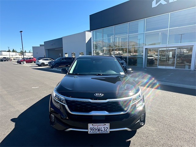 2021 Kia Seltos SX photo 2