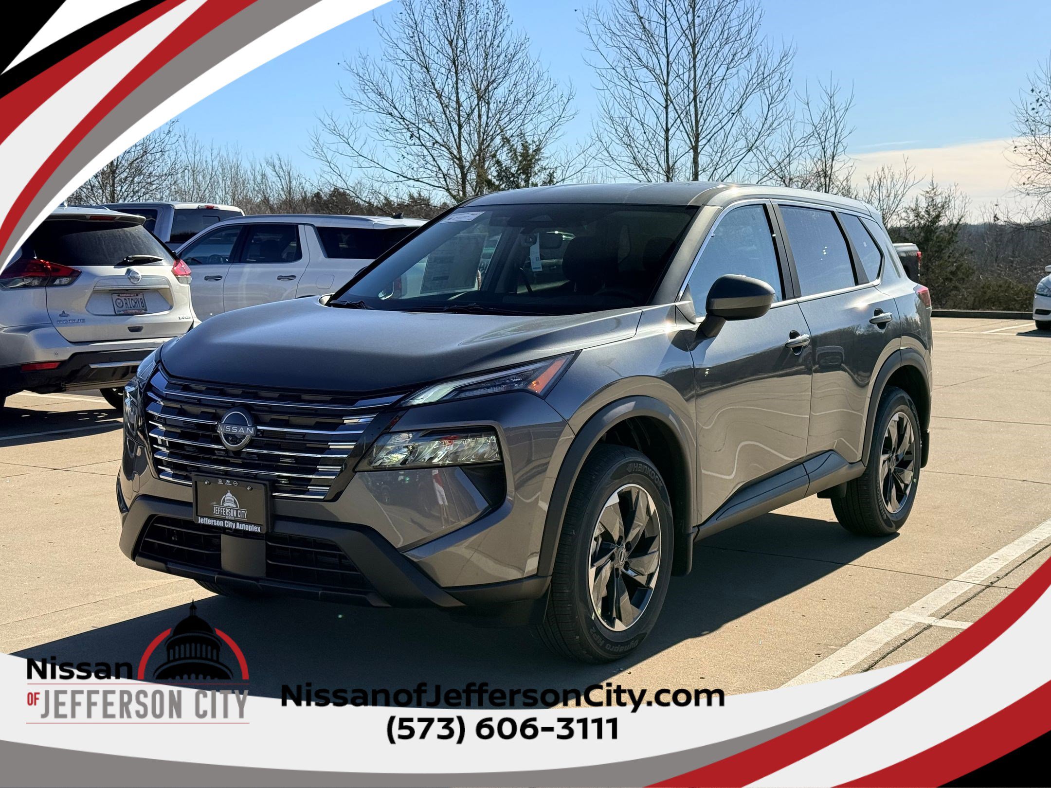 2026 Nissan Rogue SV's photo