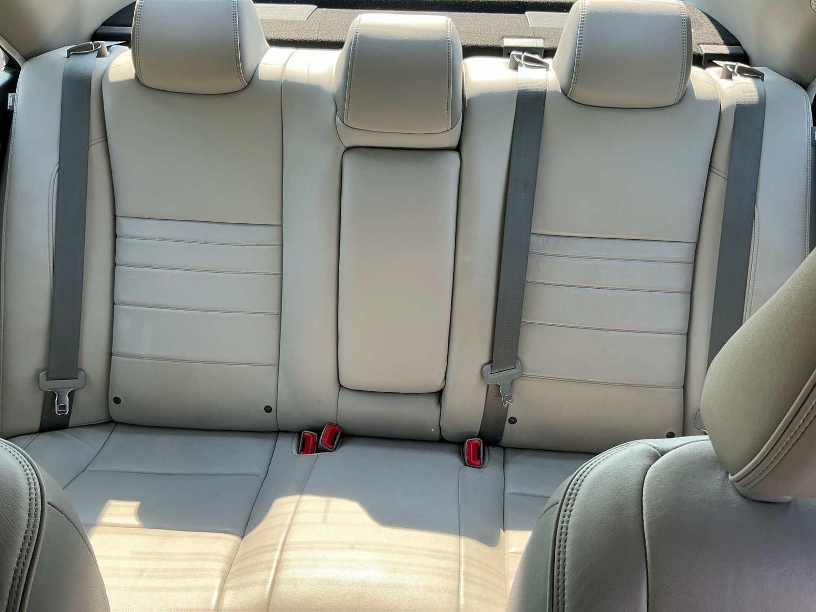 2015 Toyota Camry XLE photo 14