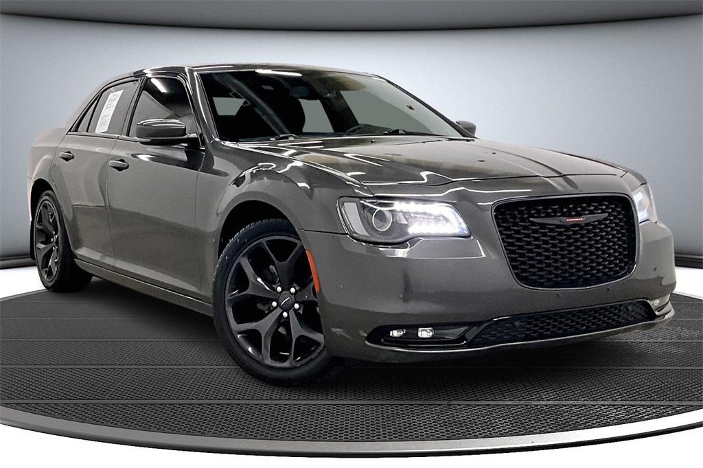 2021 Chrysler 300 S's photo