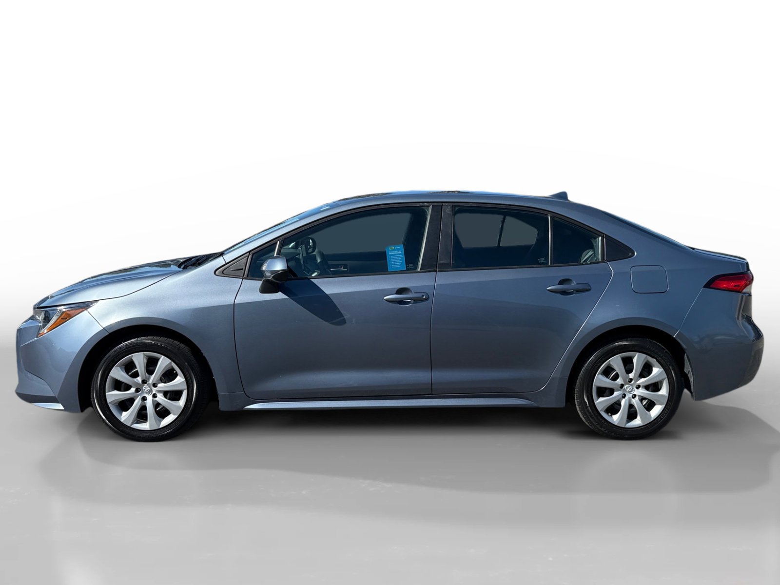 Used 2021 Toyota Corolla LE with VIN 5YFEPMAE0MP220141 for sale in Salinas, CA
