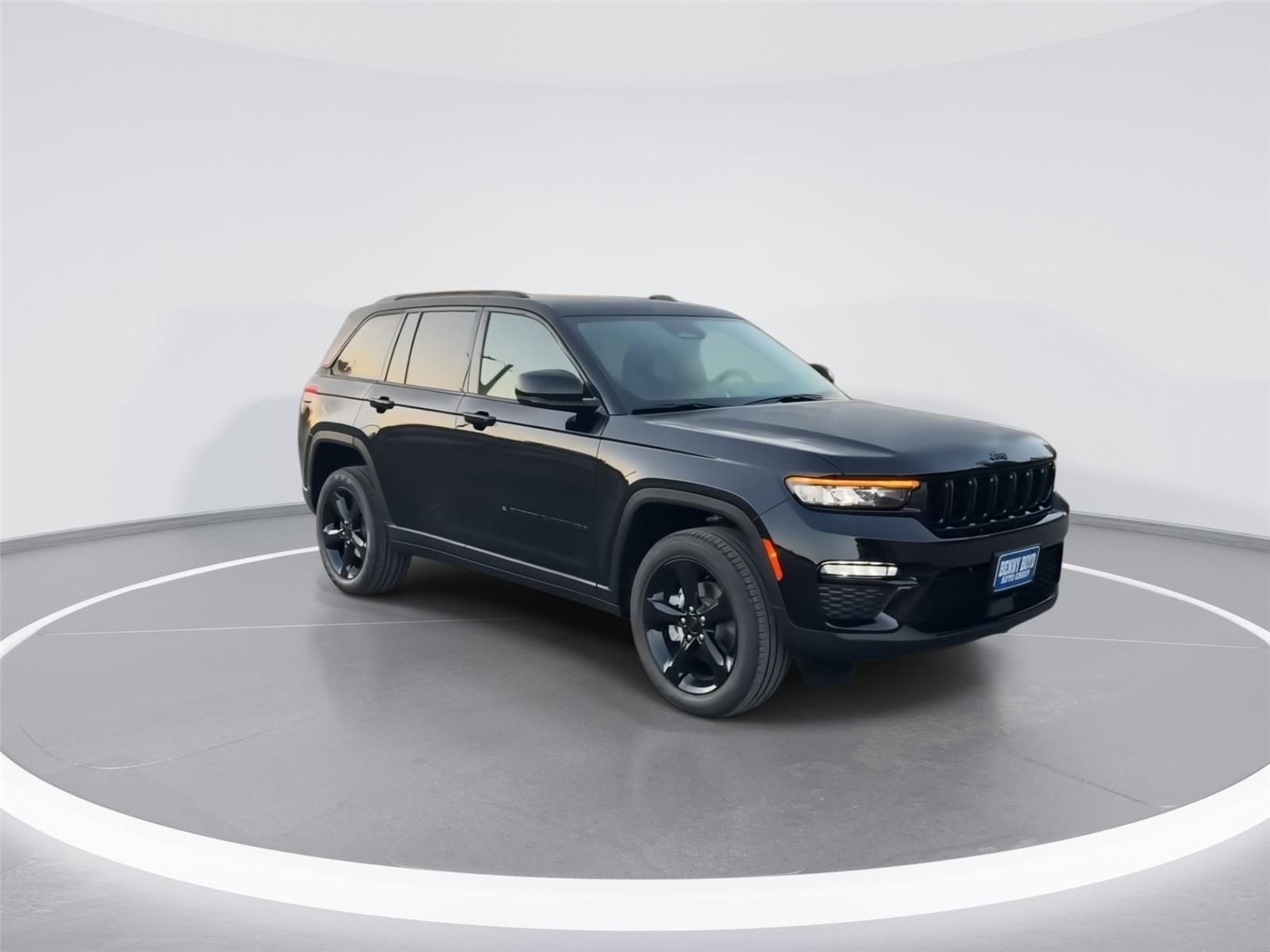 2025 Jeep Grand Cherokee Limited photo 2