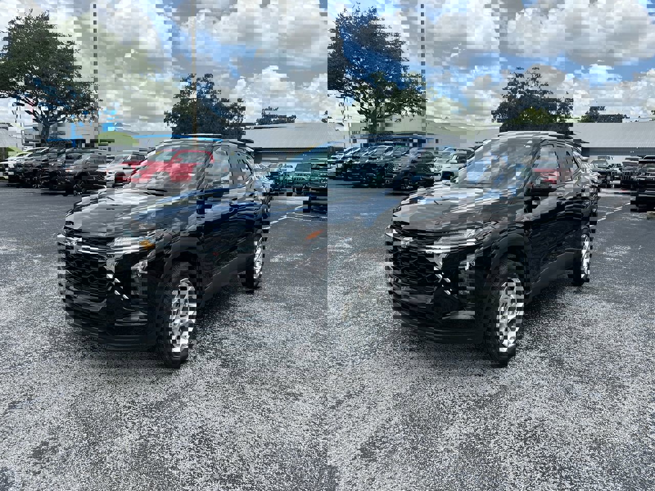 Pre-Owned 2024 Chevrolet Trax LS Sport Utility in Homosassa