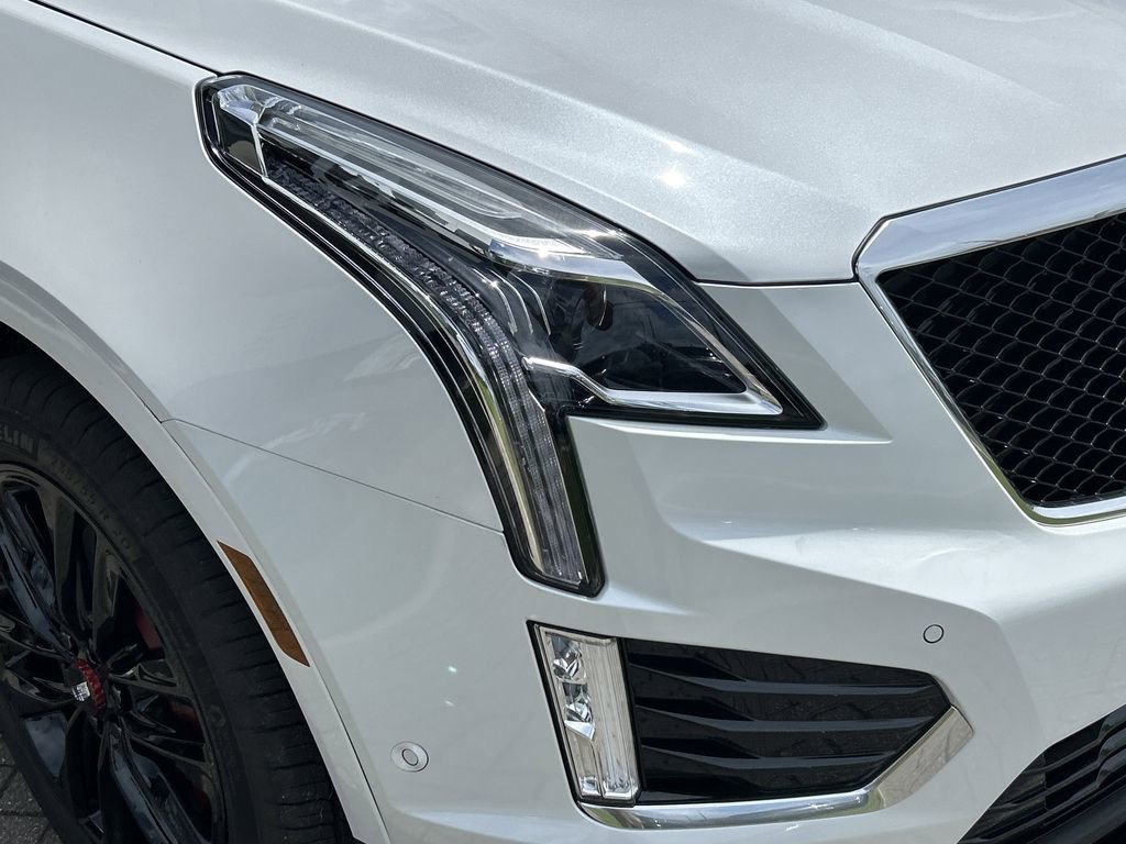 2025 Cadillac XT5 Sport photo 7
