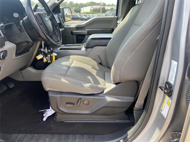2020 Ford F-150 XLT photo 10