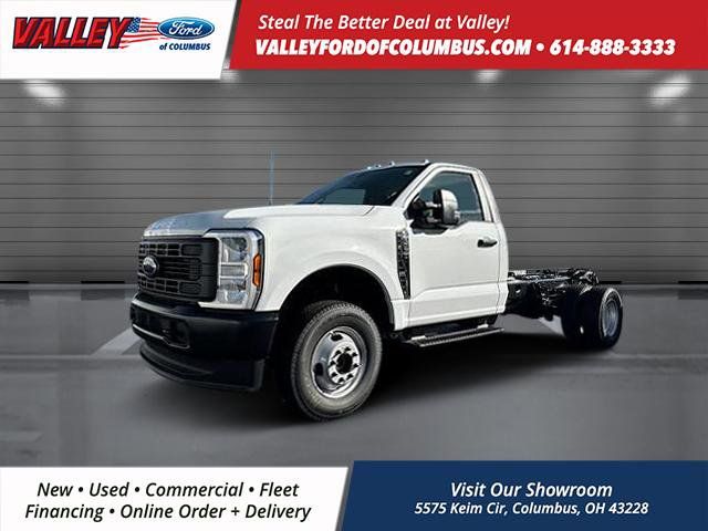 2026 Ford F-350 photo 3