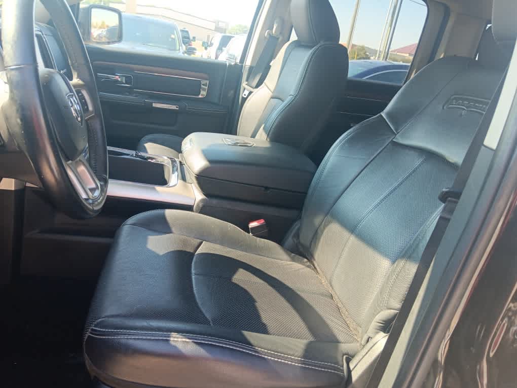 2018 Ram 1500 Laramie photo 7