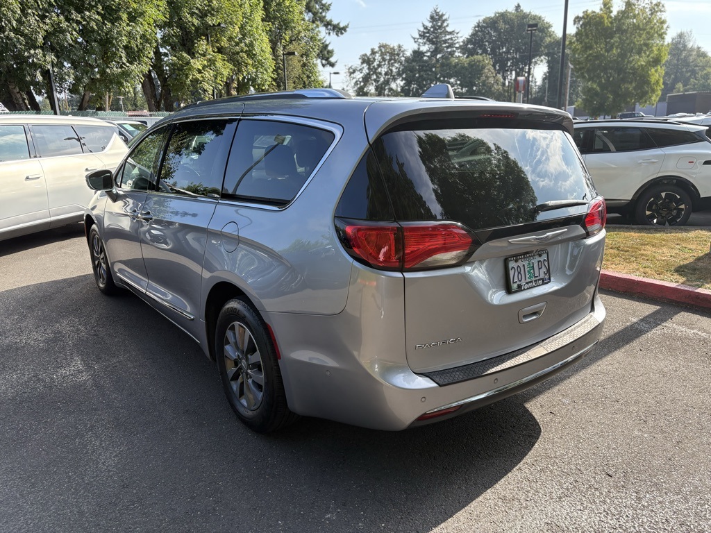 2019 Chrysler Pacifica Touring Plus photo 4