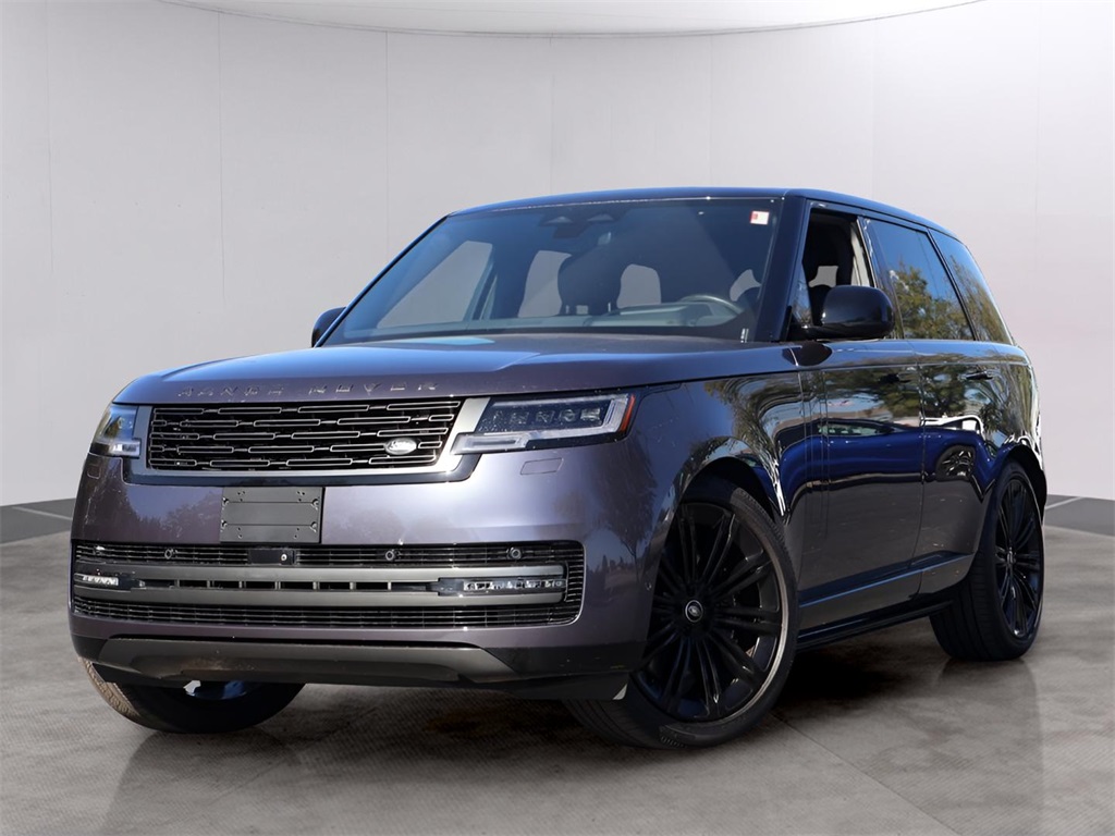 2025 Land Rover Range Rover SE's photo
