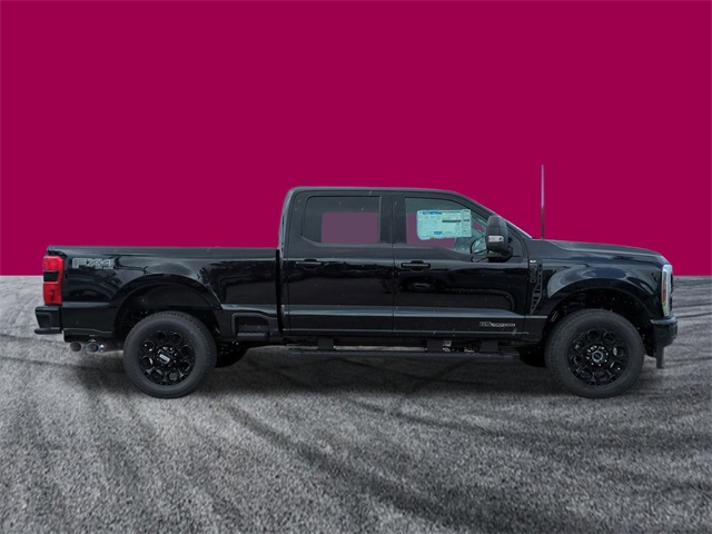 2026 Ford F-350 XLT photo 3