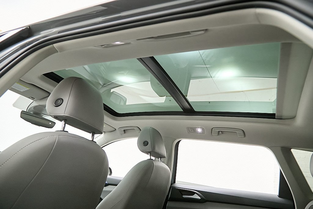 2022 VOLKSWAGEN TAOS - Image 21