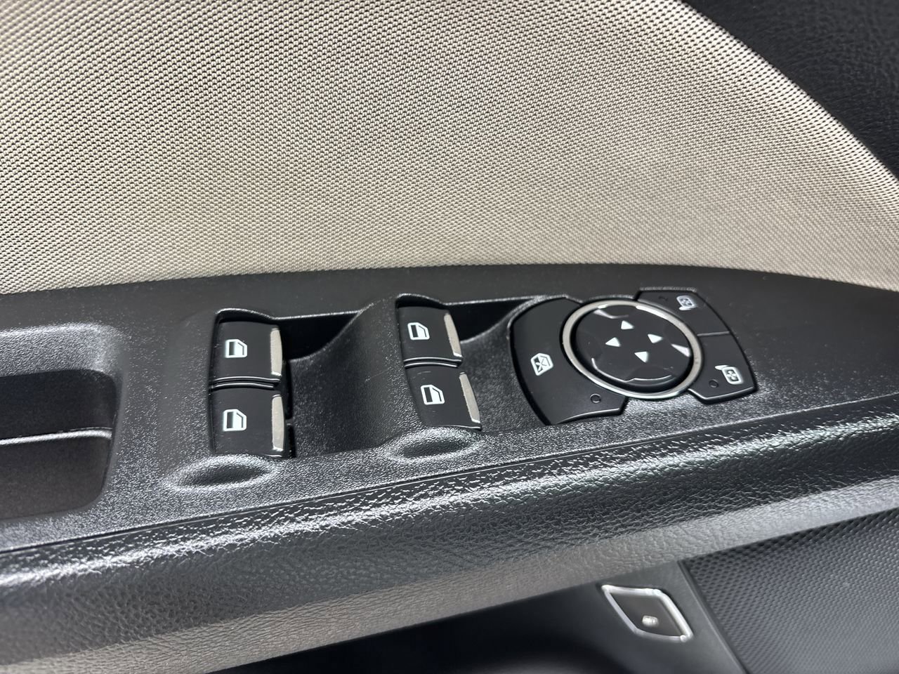 2018 Ford Fusion Hybrid S photo 16