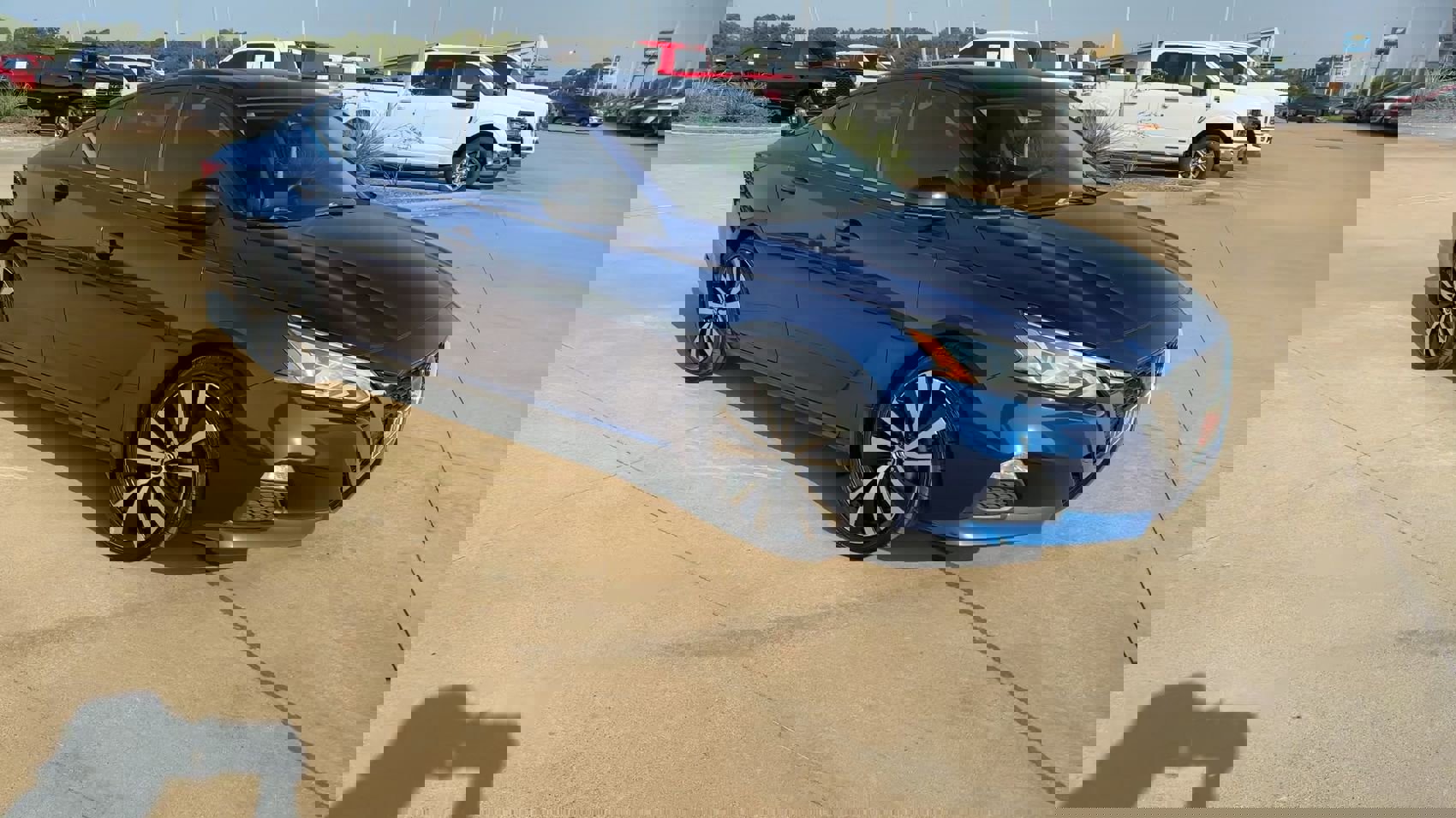 2020 Nissan Altima SR photo 7