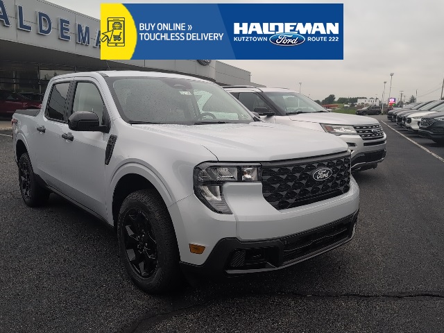 2025 Ford Maverick XLT's photo