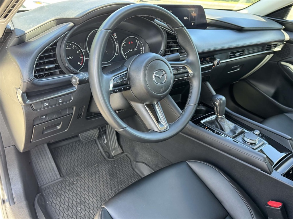 2025 Mazda Mazda3 2.5 Select Sport photo 2