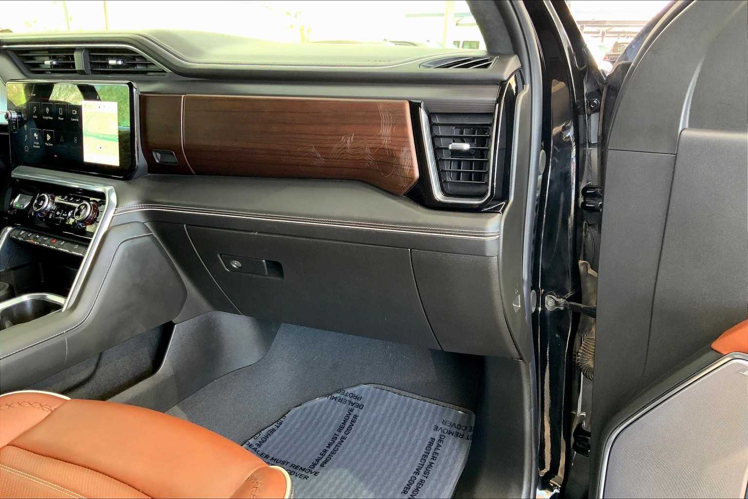 2024 Gmc Sierra 2500 HD Denali Ultimate photo 17