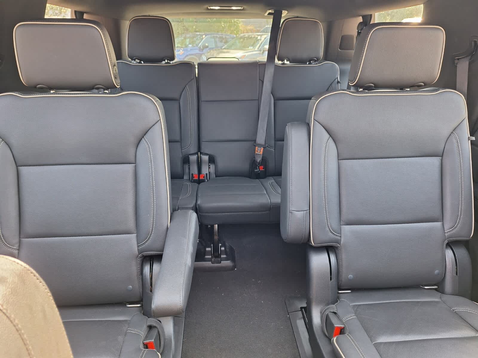 2022 Gmc Yukon SLT photo 26