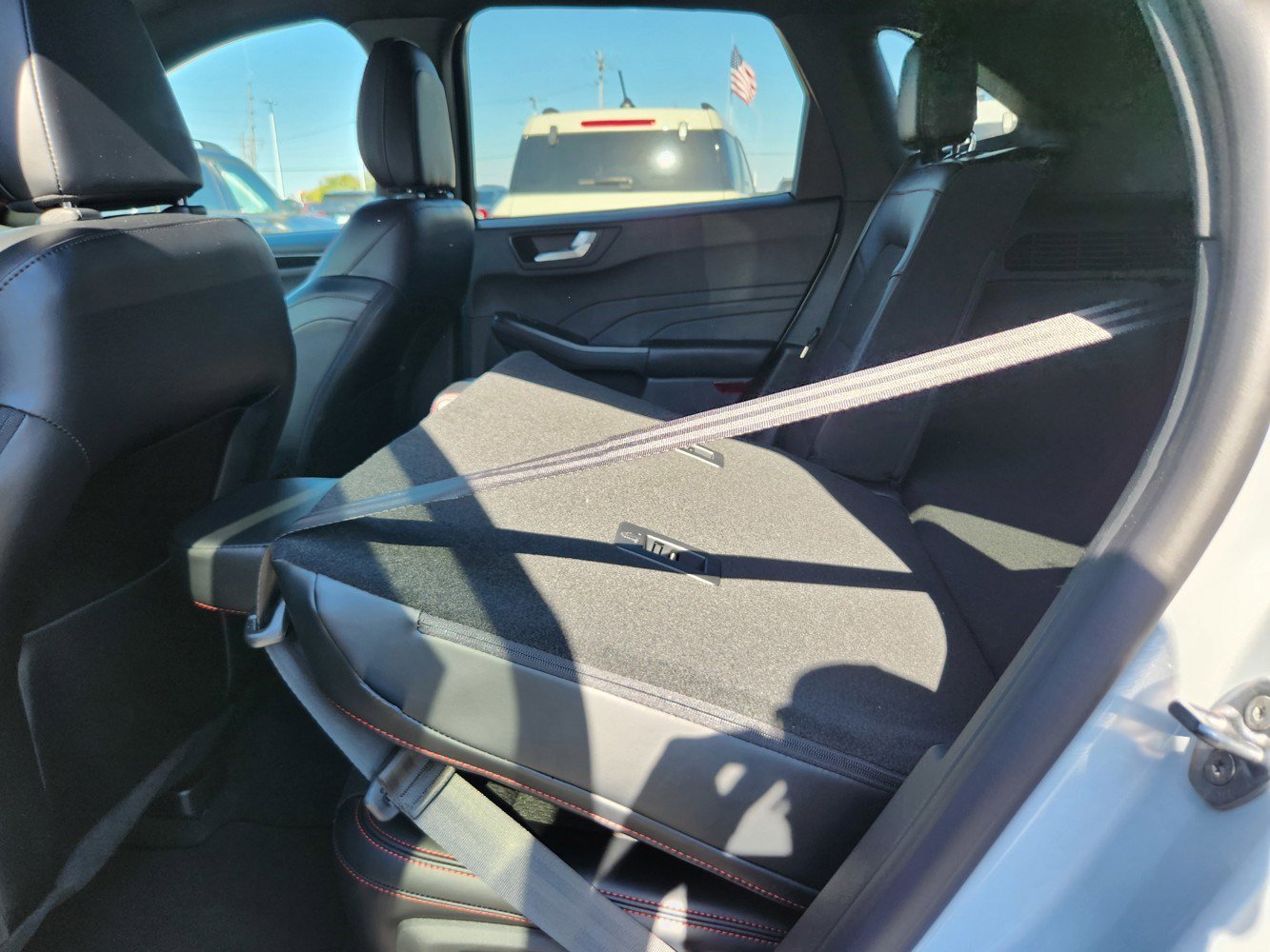 2025 Ford Escape ST-Line photo 23