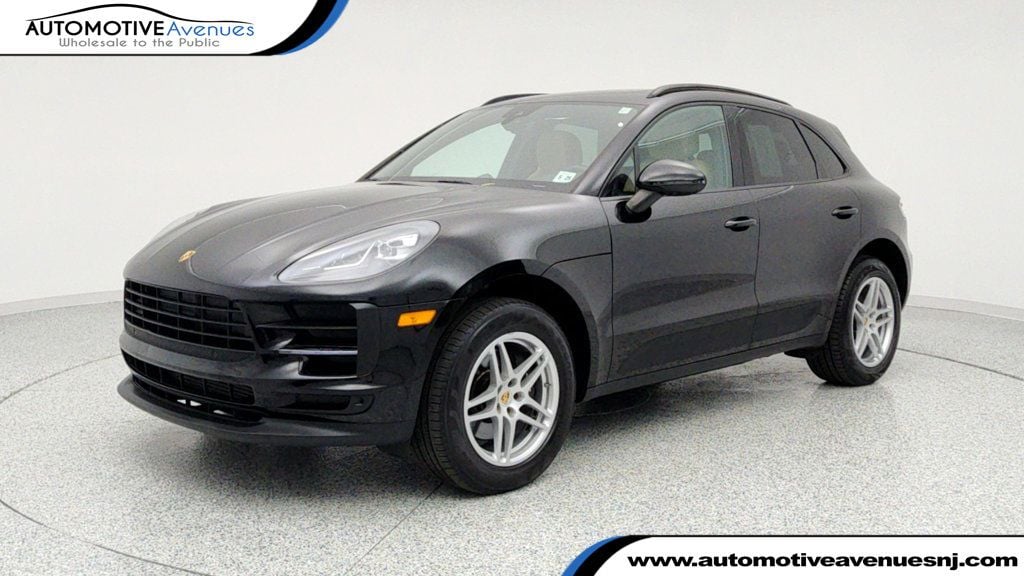 2020 Porsche Macan Base's photo