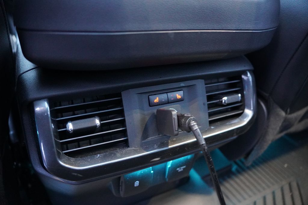 2023 Ford F-150 Lariat photo 4