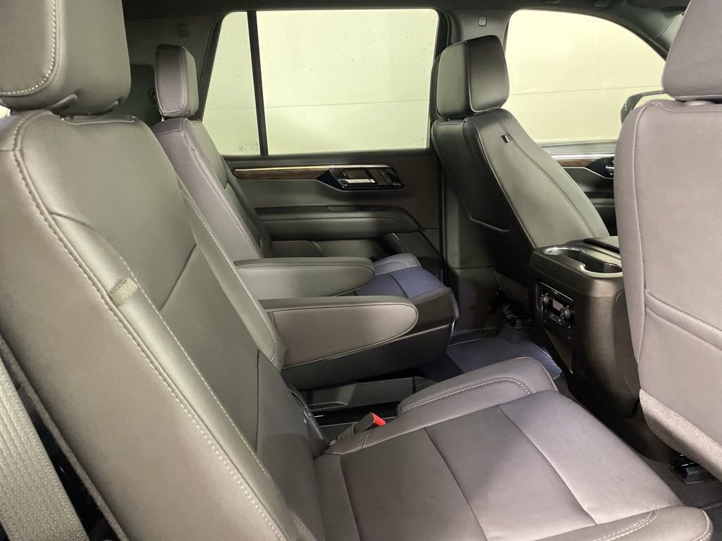2025 Chevrolet Tahoe Z71 photo 16