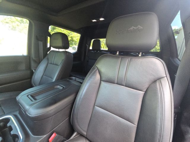 2021 Chevrolet Silverado 1500 High Country photo 16