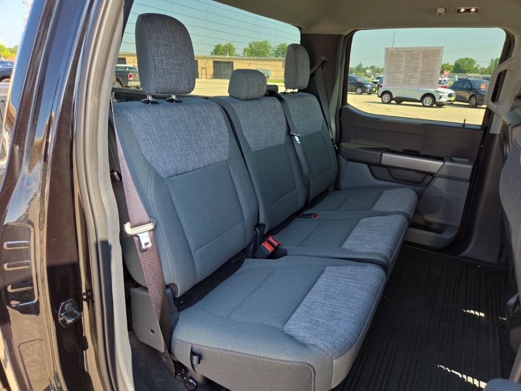 2023 Ford F-150 XLT photo 20