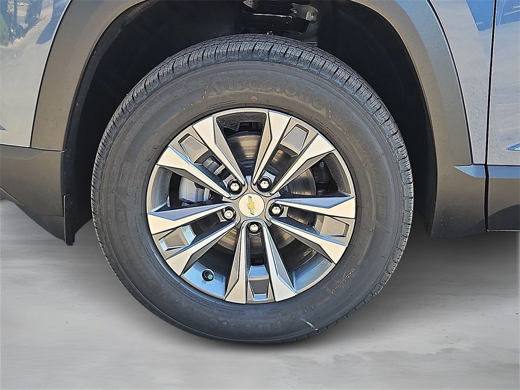 2026 Chevrolet Equinox LT photo 8