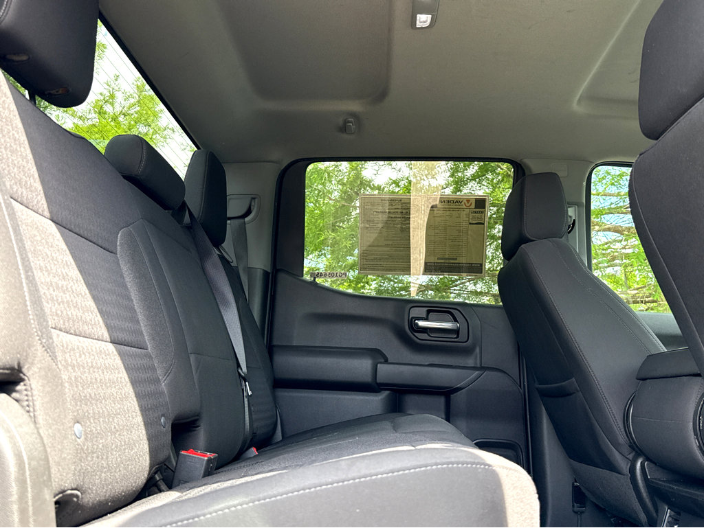 2023 Chevrolet Silverado 1500 Custom photo 20