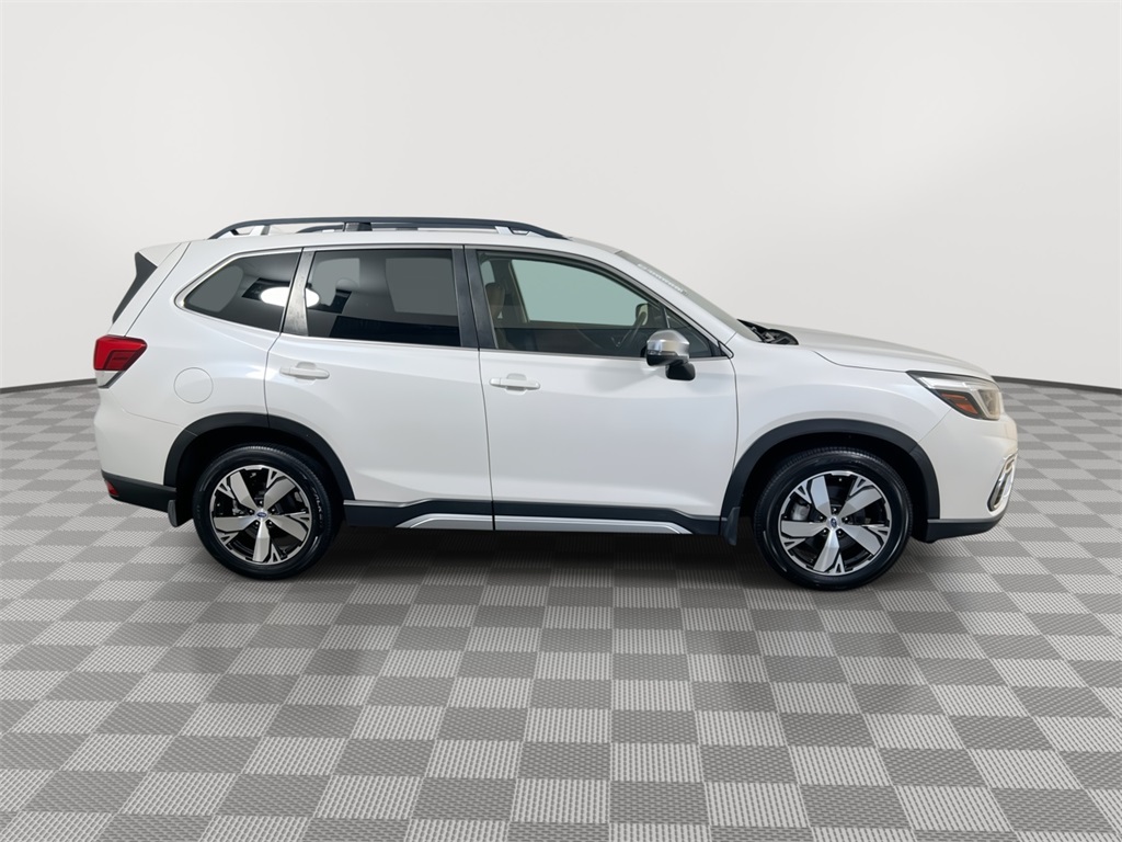 2021 Subaru Forester Touring photo 9