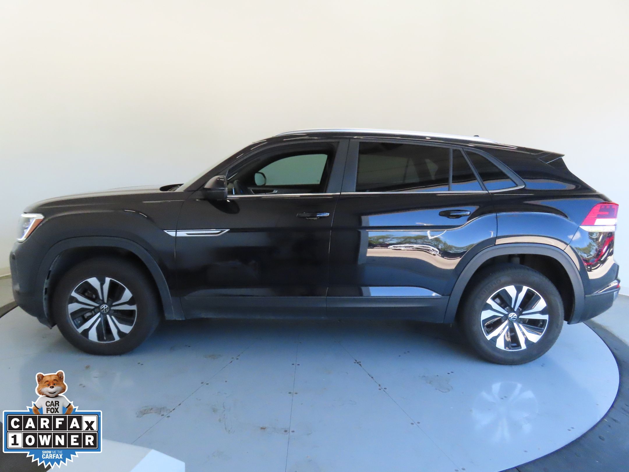 2024 Volkswagen Atlas Cross Sport SE photo 6