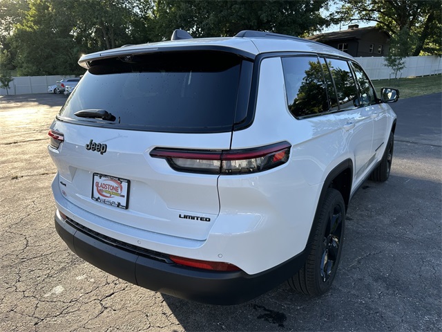 2025 Jeep Grand Cherokee Limited photo 6