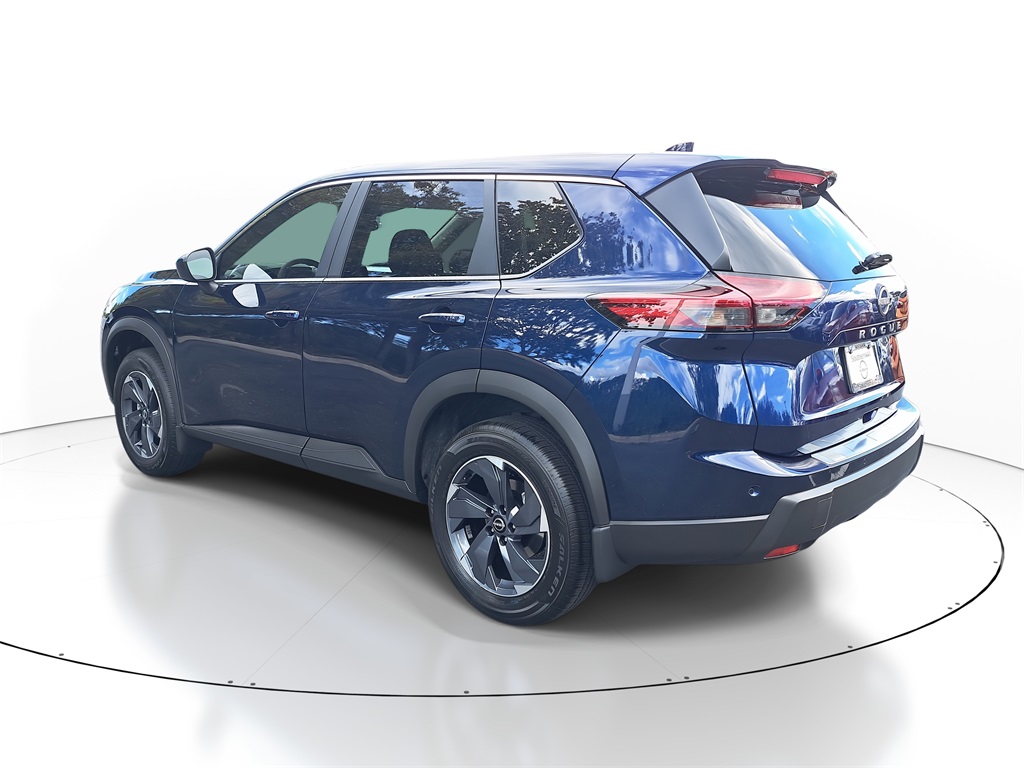 2026 Nissan Rogue SV photo 5