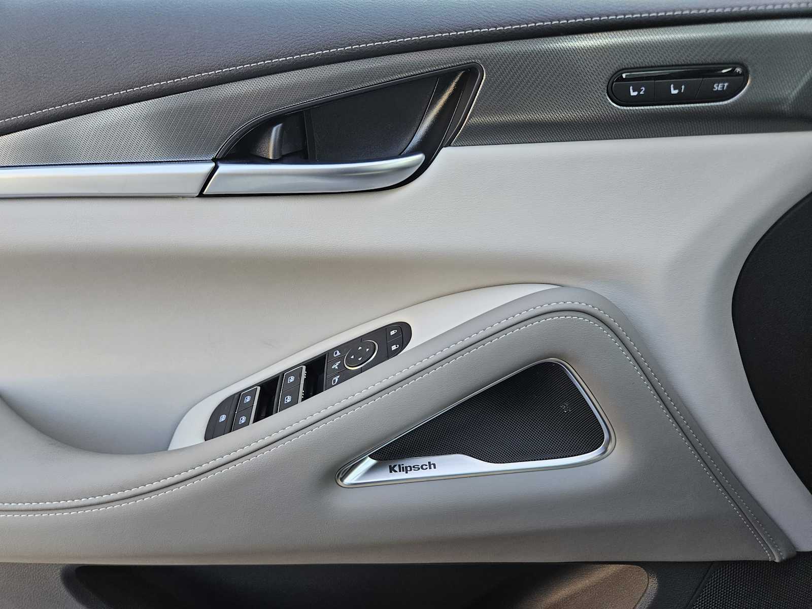 2026 Infiniti QX60 Luxe photo 17