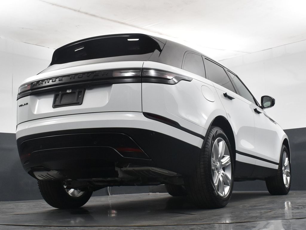 2025 Land Rover Range Rover Velar S photo 11