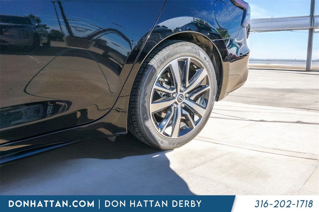 2023 Nissan Maxima SV photo 38
