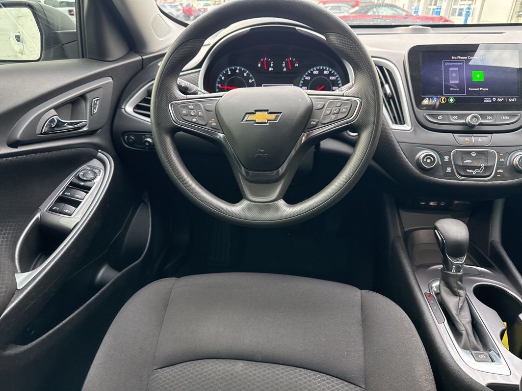 2023 Chevrolet Malibu LS photo 25