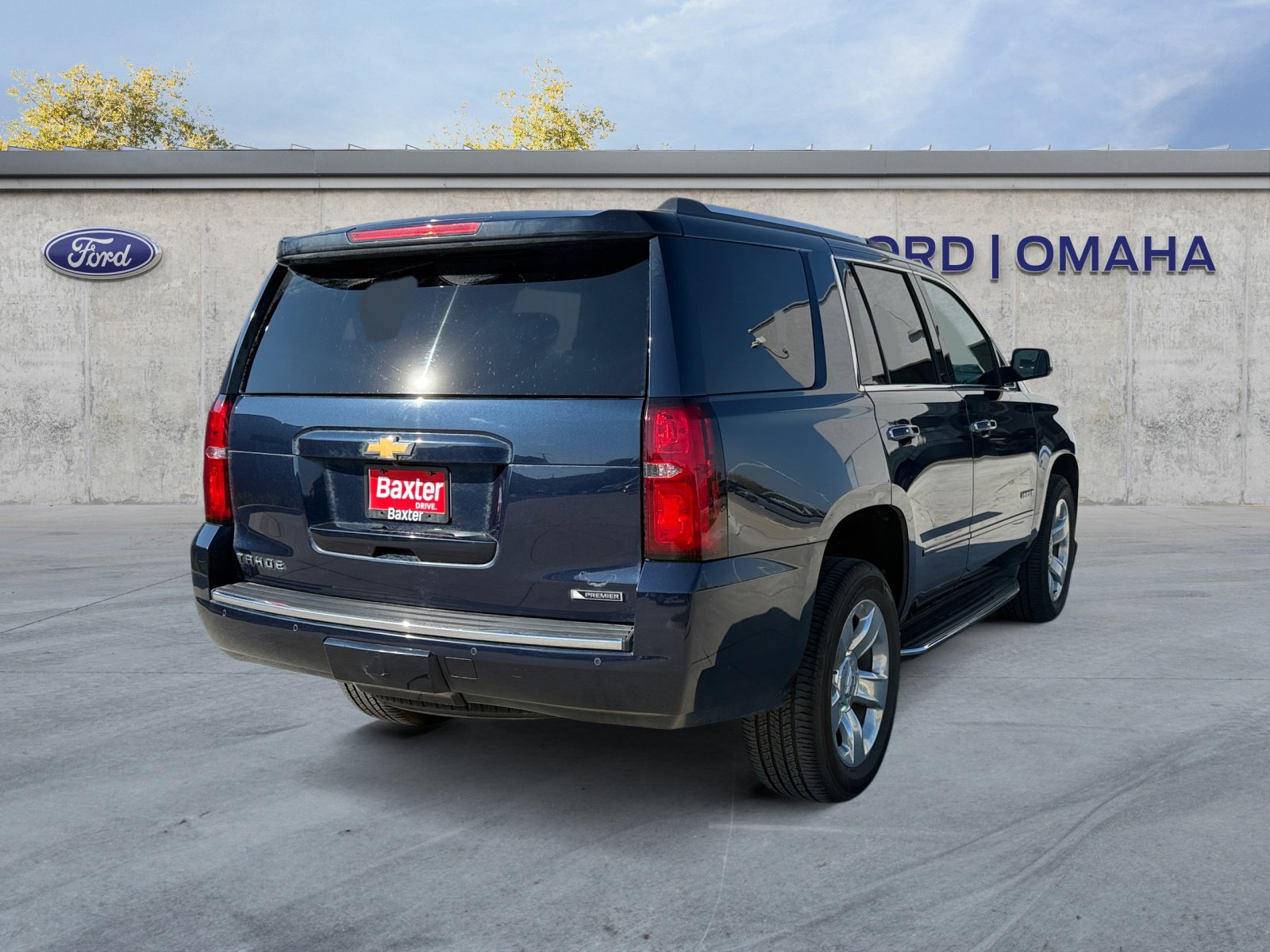 2017 Chevrolet Tahoe Premier photo 4