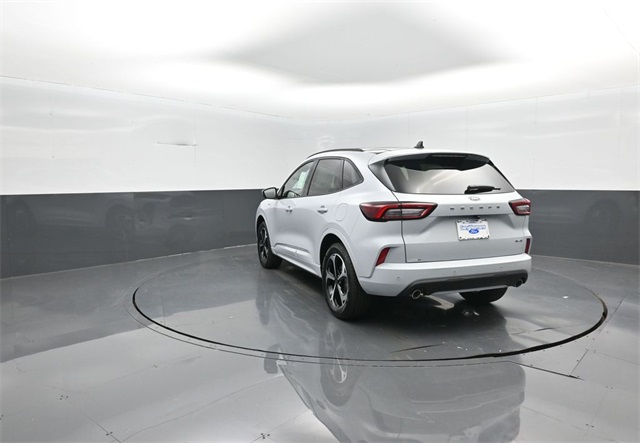 2025 Ford Escape ST-Line Elite photo 3