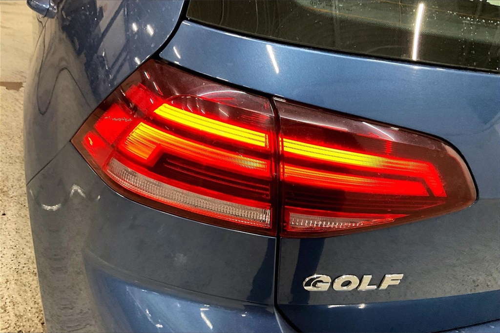 2021 VOLKSWAGEN GOLF - Image 28